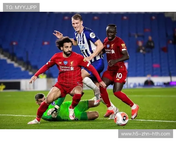 利物浦门前混战由中路抢点完成终结
