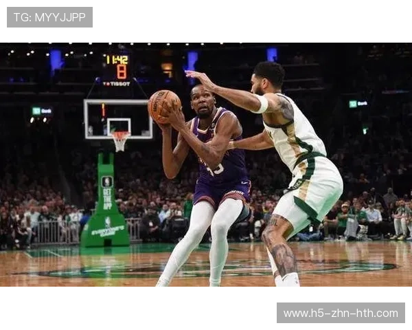 太阳靠布克与杜兰特双线合流,火力全面贯通